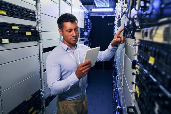 Pourquoi confier la maintenance informatique de votre entreprise aux experts d'Euro Info ?