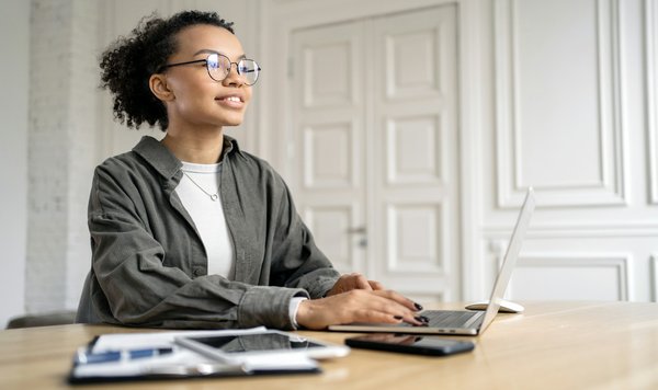 Révolution des chatbots : Transformer l’interaction client dans le monde numérique