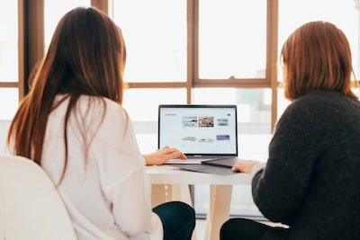 Comment suivre les informations du jour sur les sites d'actualité ?